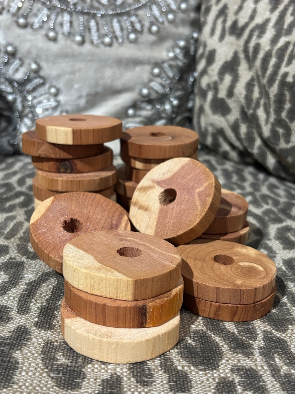 Set (24) cedar wood closet rings moth prevention hanger disks